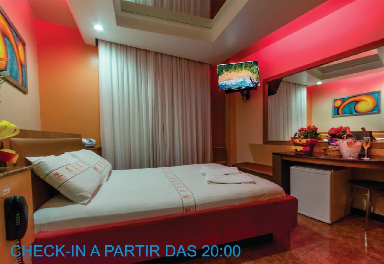 Motel Porto Dos Casais Porto Alegre Esterno foto